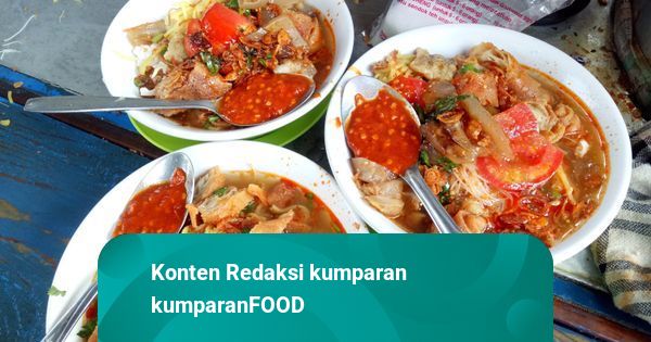 EkaPur's Corner: Santapan Hangat di Tengah Keramaian Adipala